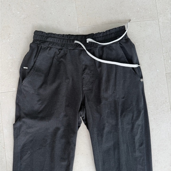Vuori Men's Pronto Joggers - Picture 6 of 7